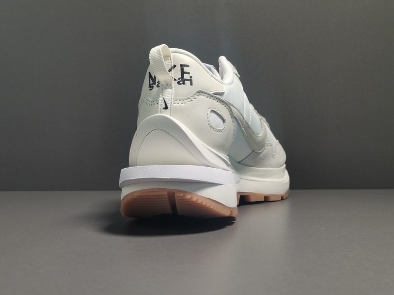 Sacai x Nike Waffle Daybreak BV0073 101