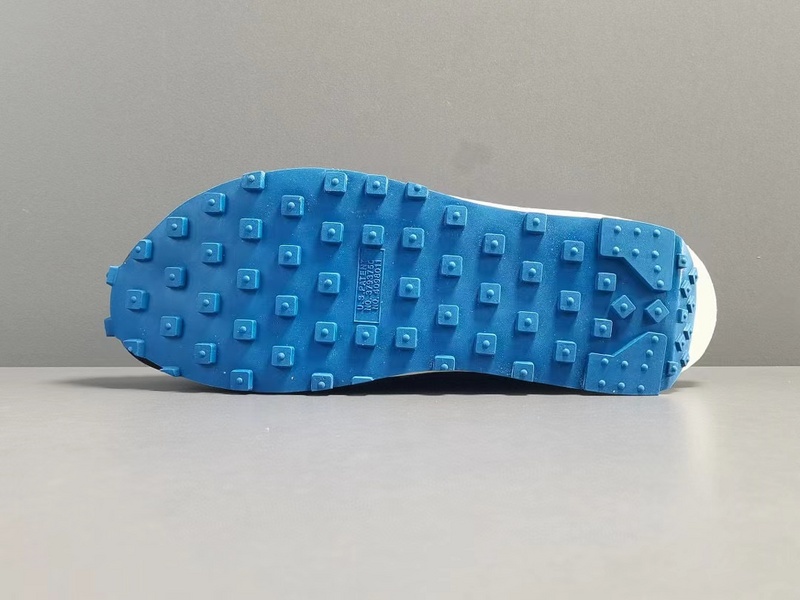 Sacai x Nike LDWaffle ＂Night Maroon and Team Royal＂DJ4877-600