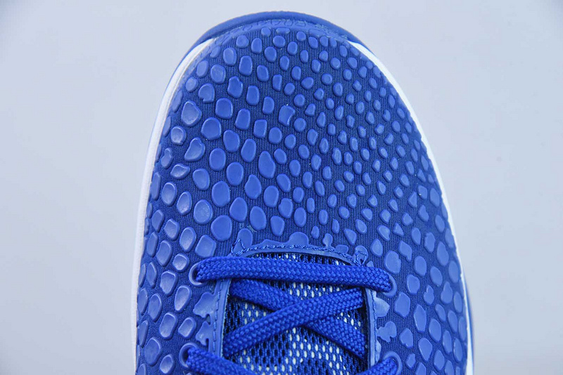 NK Zoom Kobe 6 CW2190-400