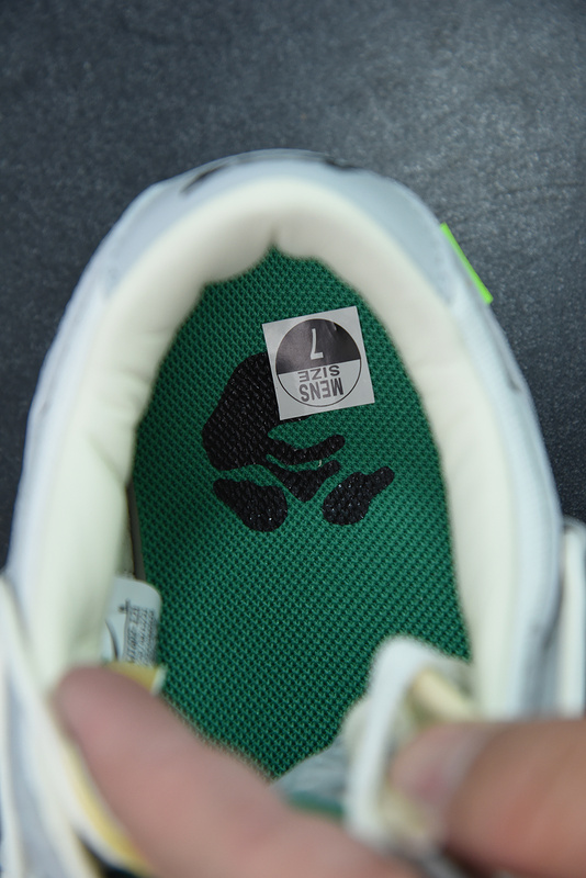 Dunk Low Off-White Lot 25 DM1602-121