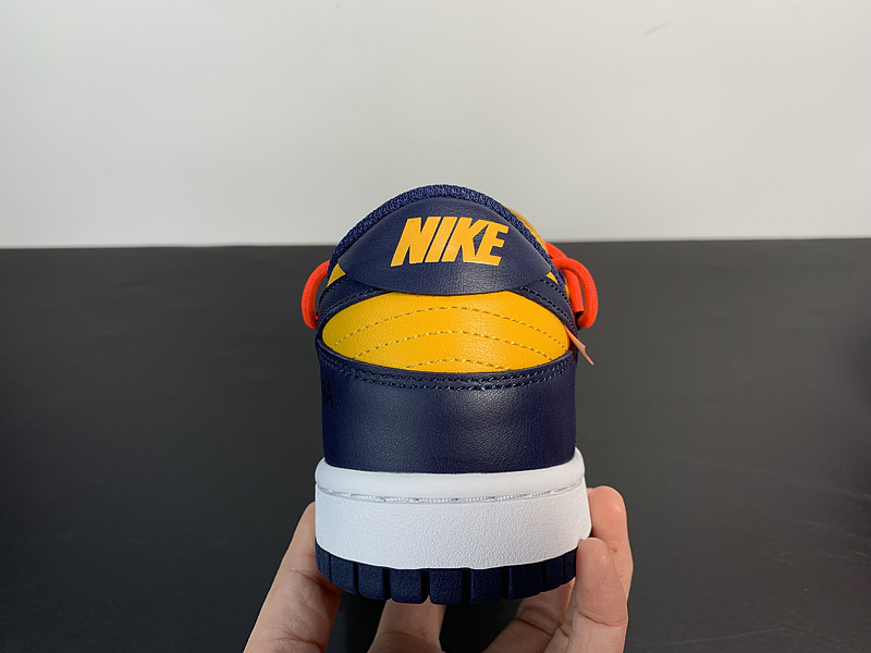 Off-White x Dunk low 