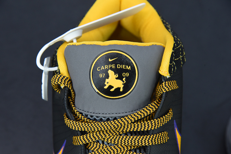 Nk Zoom Kobe 4 Protro AV6339-00