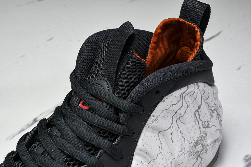 Nike Air Foamposite One halloween CT2286-001