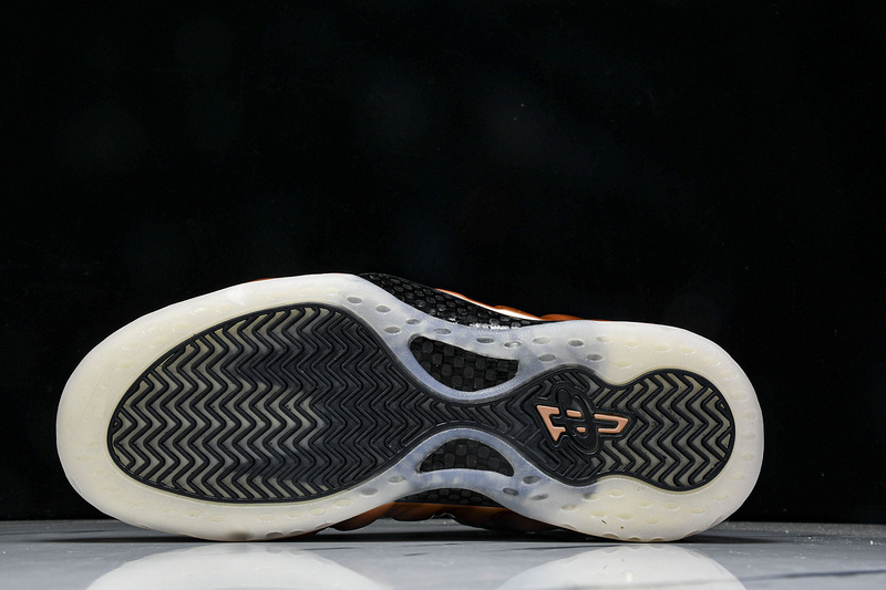 Nike Air Foamposite One “Metallic Copper” FZ9902-001