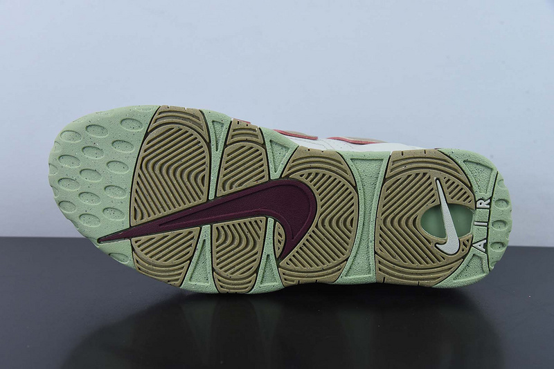 NK Air More Uptempo DX8955-001