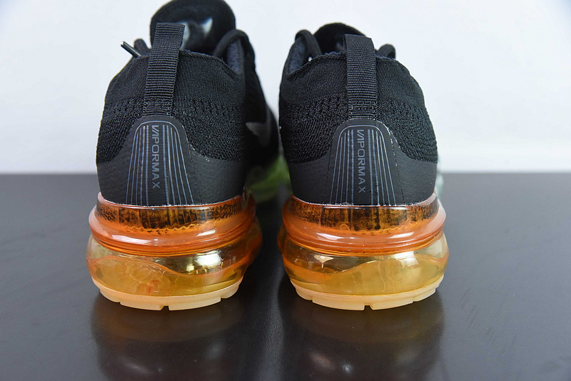 NK Air VaporMax DV1678-014