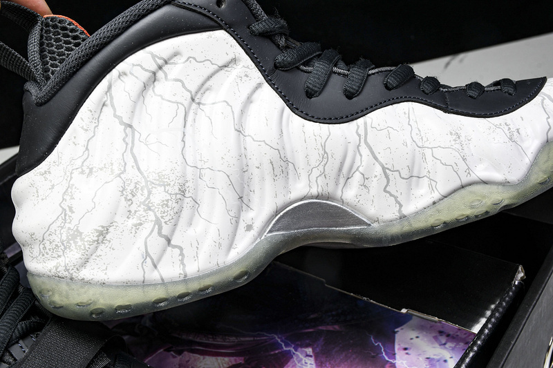 Nike Air Foamposite One halloween CT2286-001