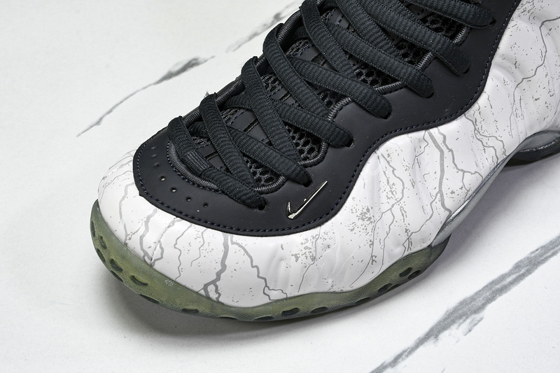 Nike Air Foamposite One halloween CT2286-001