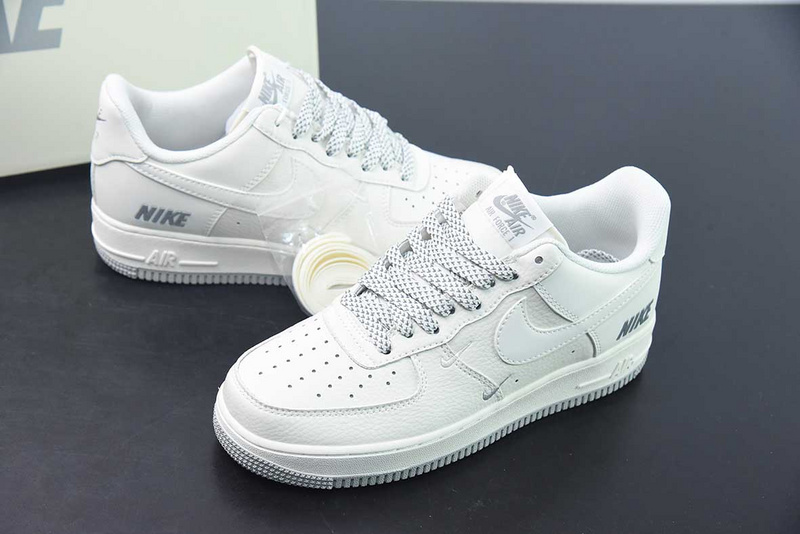 Nk Air Force 1'07 Low TV2306-255