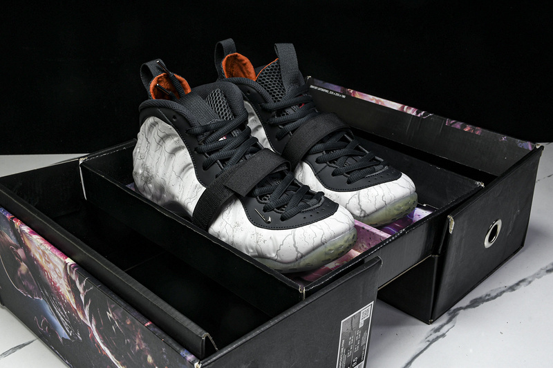 Nike Air Foamposite One halloween CT2286-001