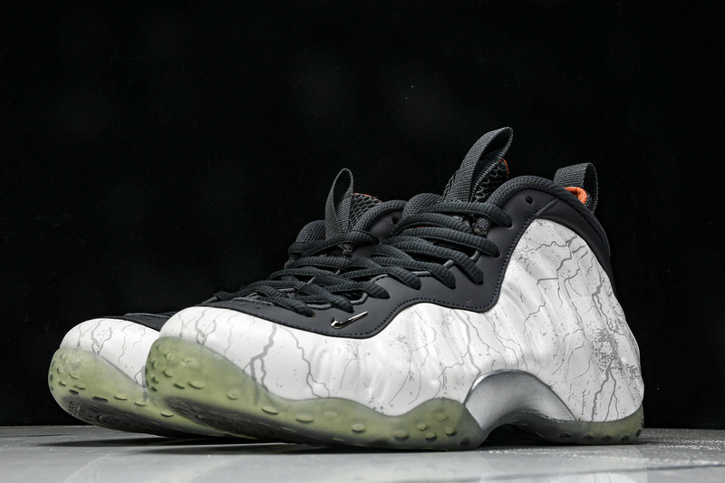 Nike Air Foamposite One halloween CT2286-001