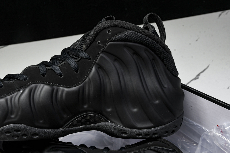 Nike Air Foamposite One FD5855 001