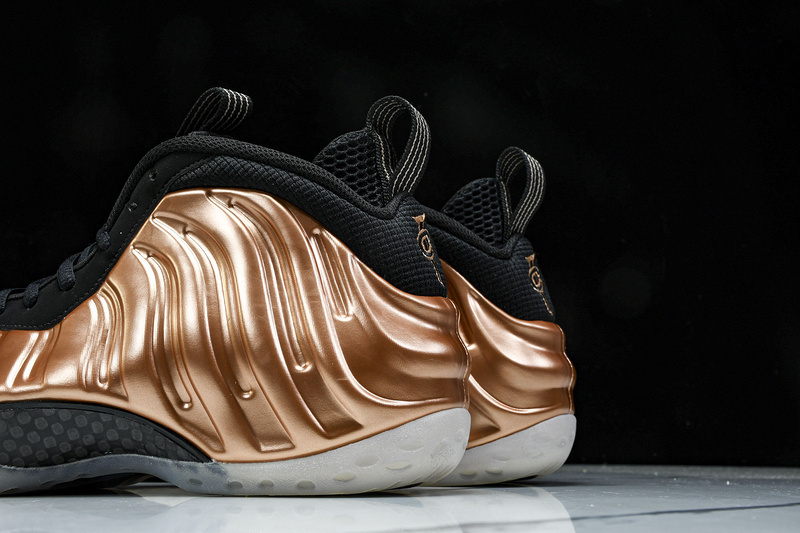 Nike Air Foamposite One “Metallic Copper” FZ9902-001
