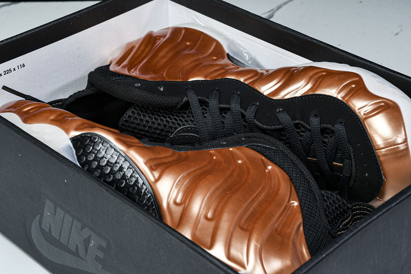 Nike Air Foamposite One “Metallic Copper” FZ9902-001