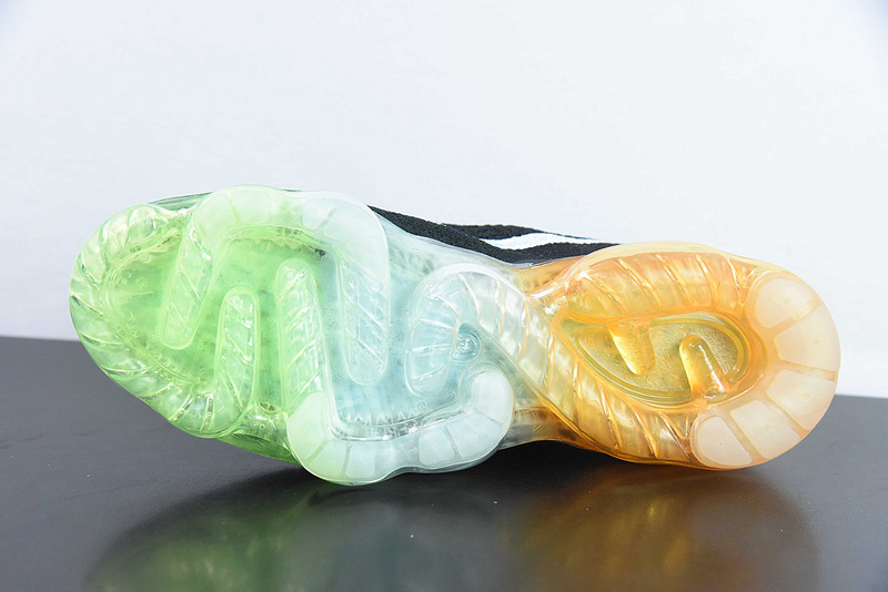 NK Air VaporMax DV1678-014