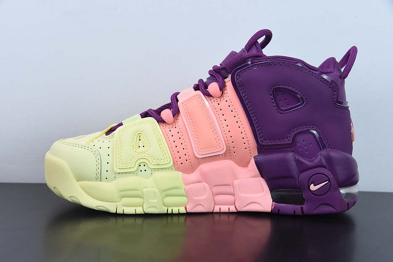 Nk Air More Uptempo AV8237-800