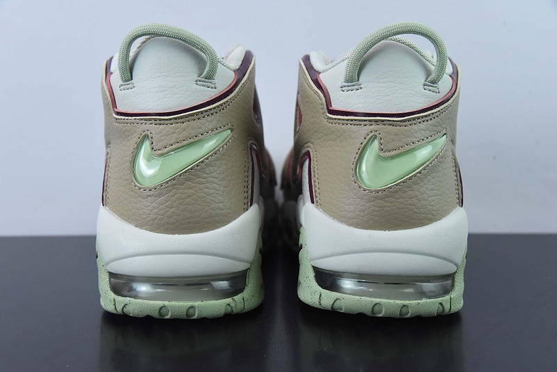 NK Air More Uptempo DX8955-001