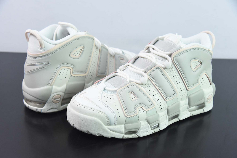 K Air More Uptempo DV1137-101