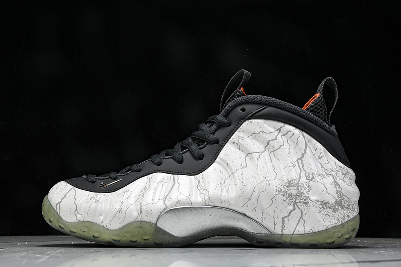 Nike Air Foamposite One halloween CT2286-001