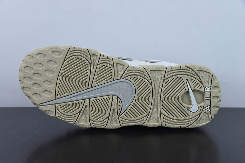 NK Air More Uptempo DM1023-001