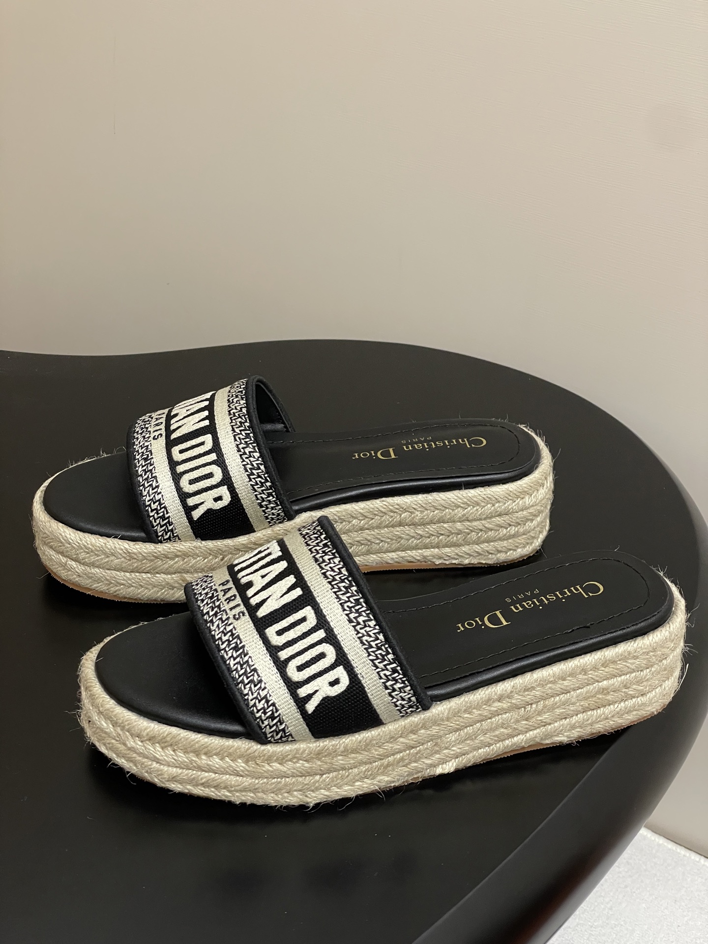 D*or Dway 2025SS Slides-4.5CM(EU35-43)