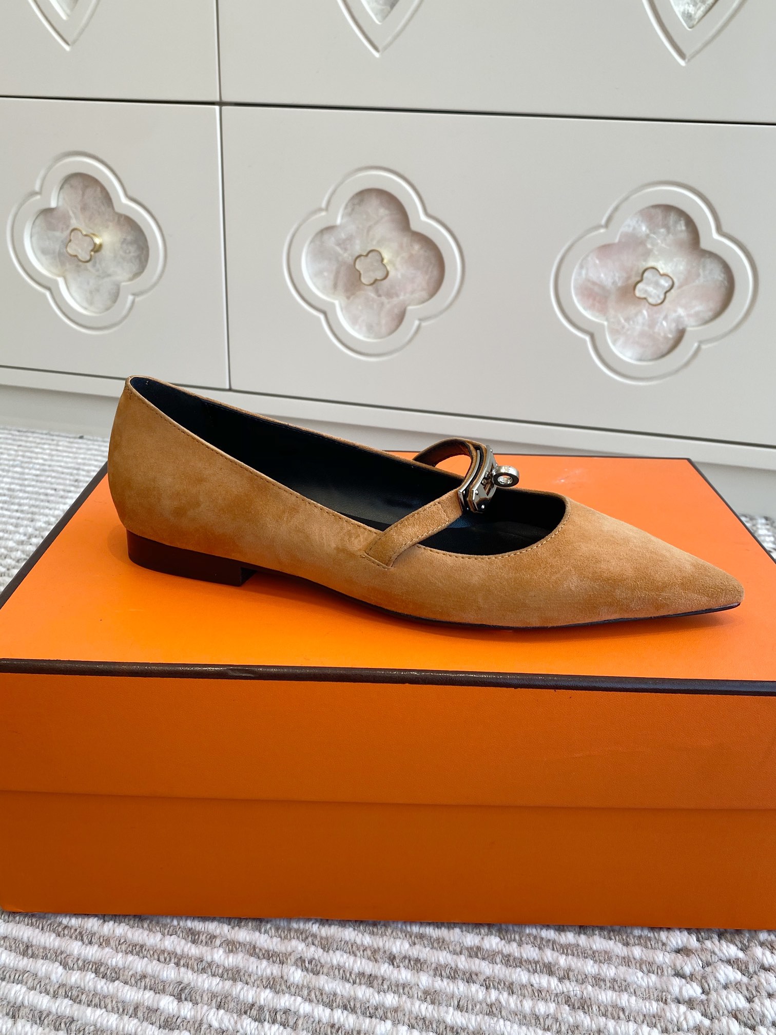 Hermes Kiari Kelly Flats (EU35-41)
