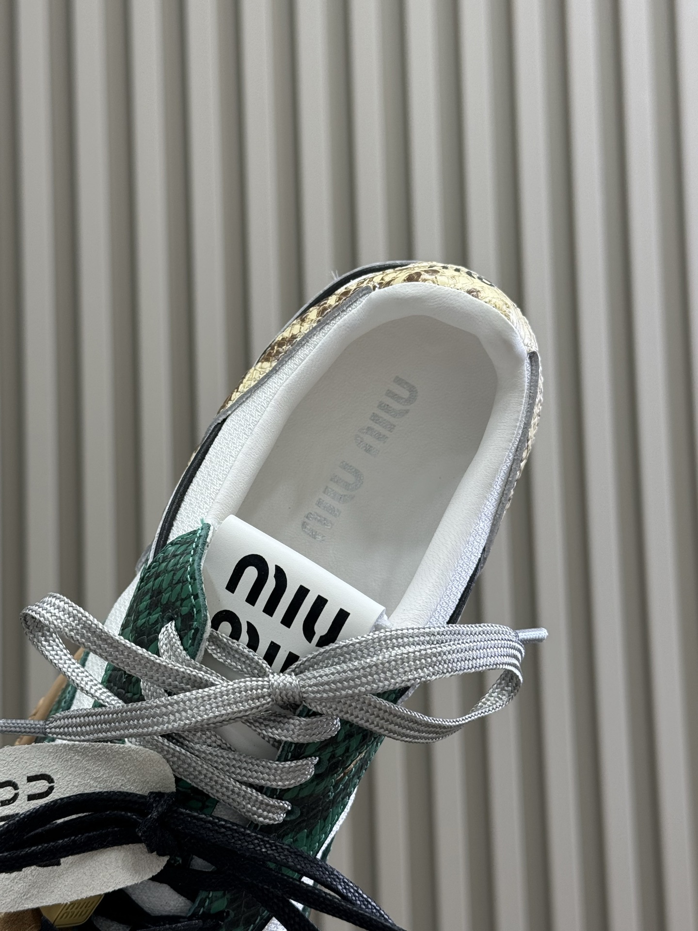 Miumiu Sneaker(EU35-41)