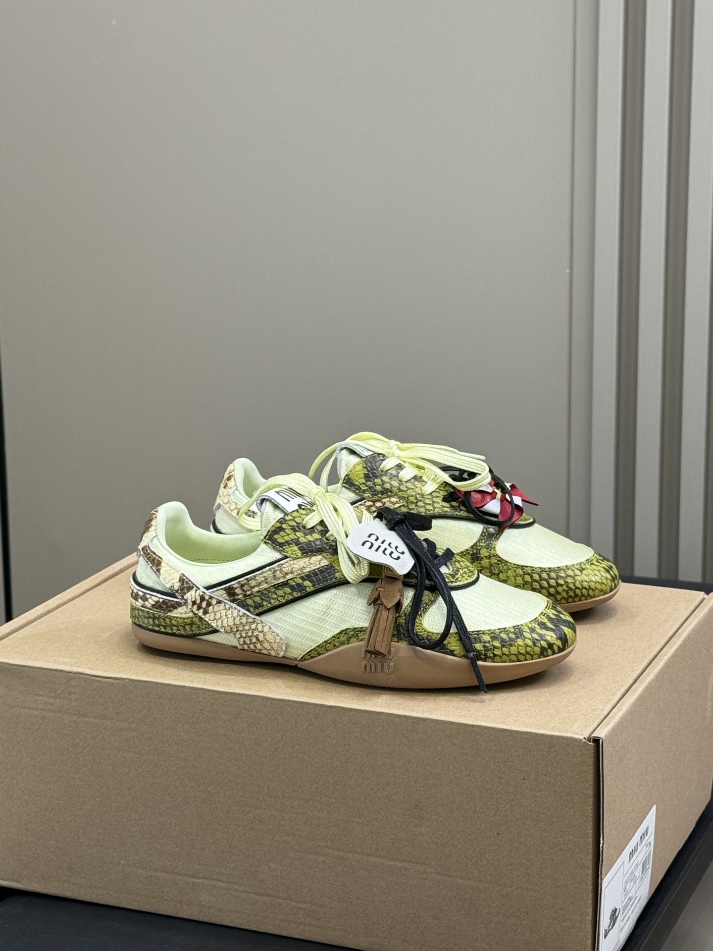 Miumiu Sneaker(EU35-41)