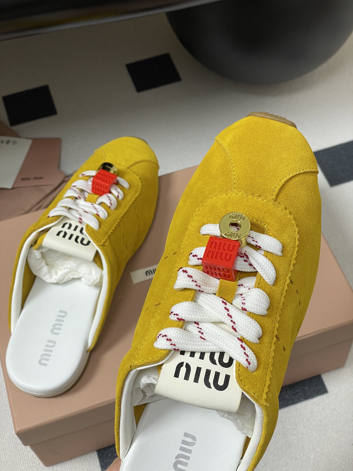 Miumiu Sneaker(EU35-41)