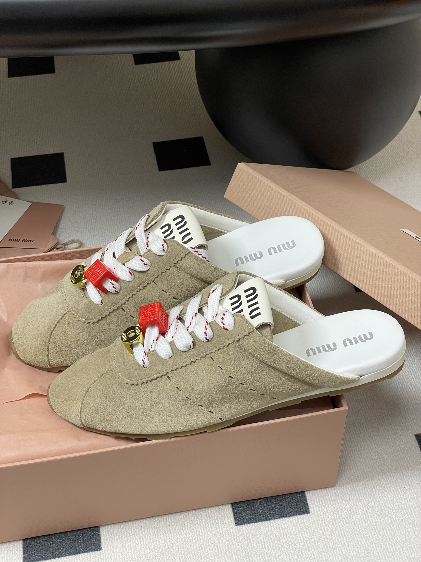 Miumiu Sneaker(EU35-41)