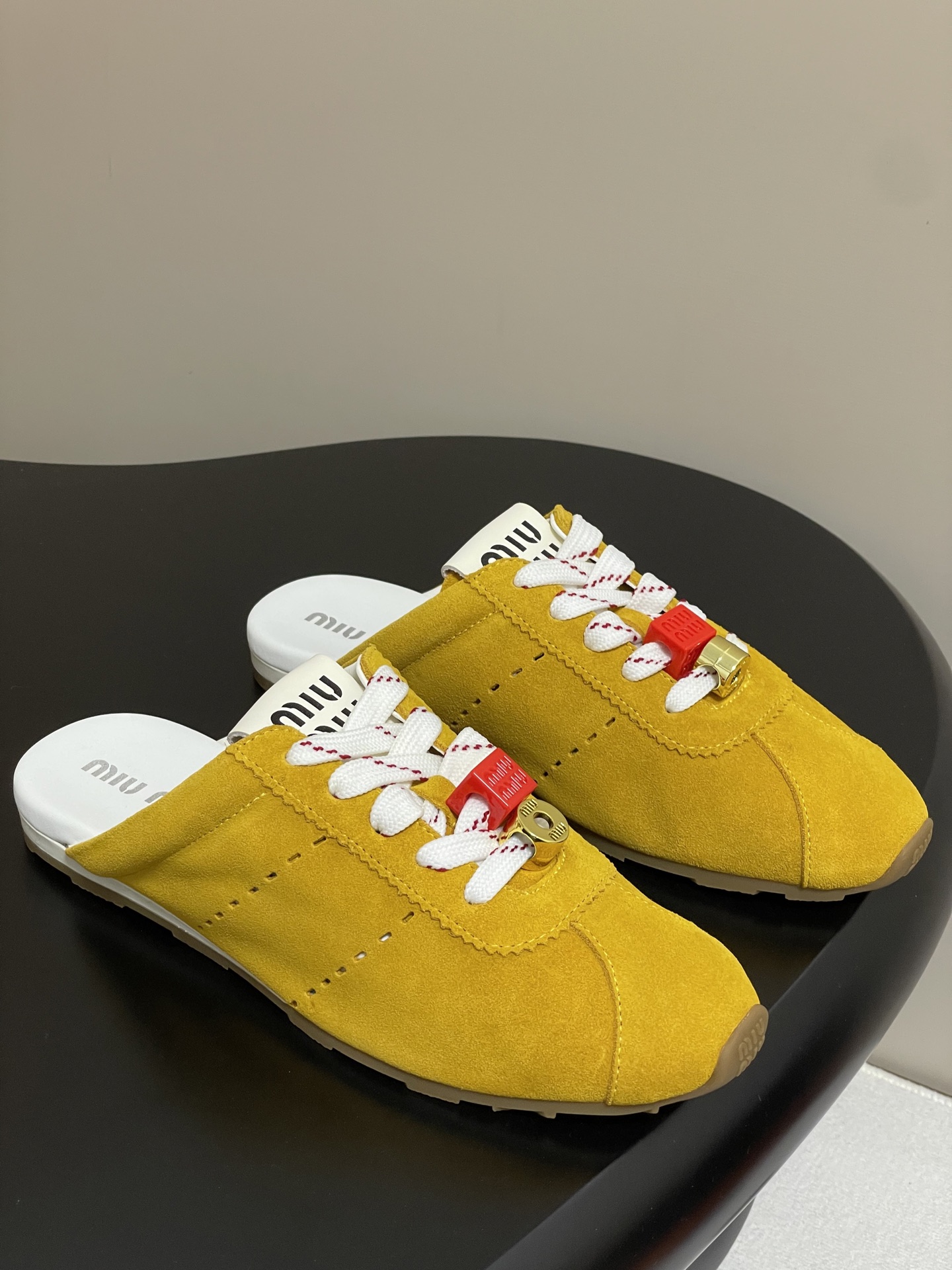 Miumiu Sneaker(EU35-41)