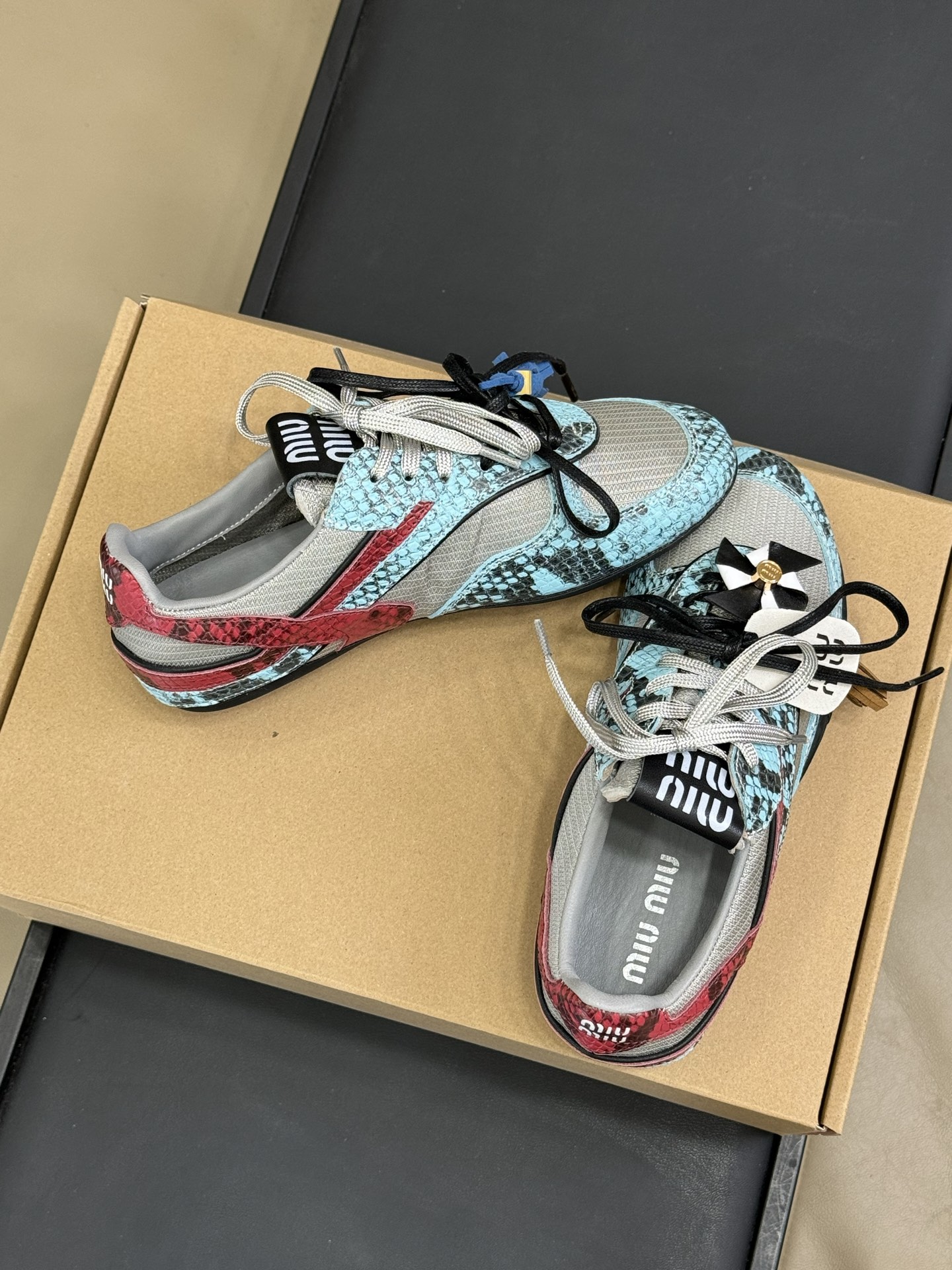 Miumiu Sneaker(EU35-41)