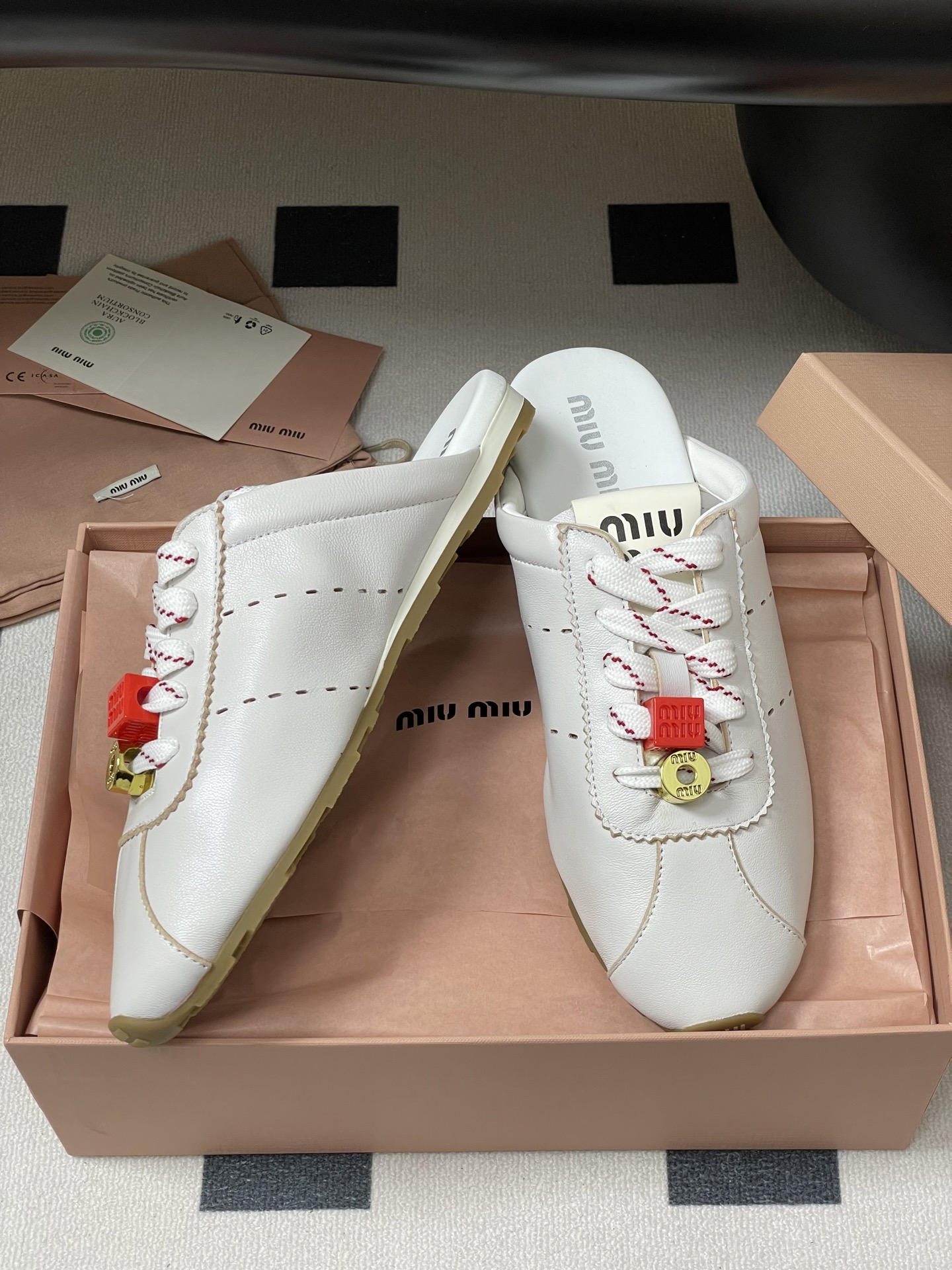 Miumiu Sneaker(EU35-41)