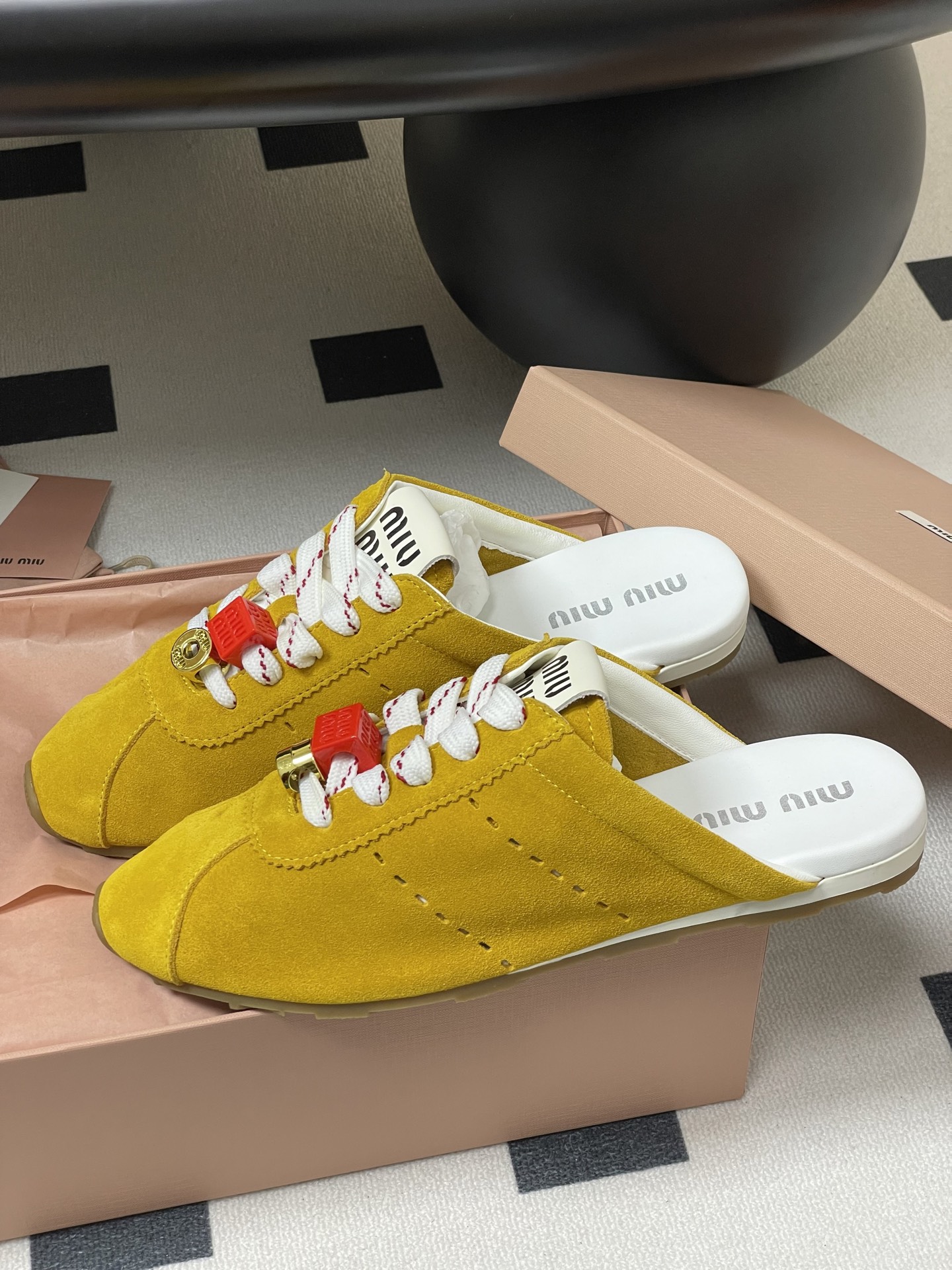 Miumiu Sneaker(EU35-41)