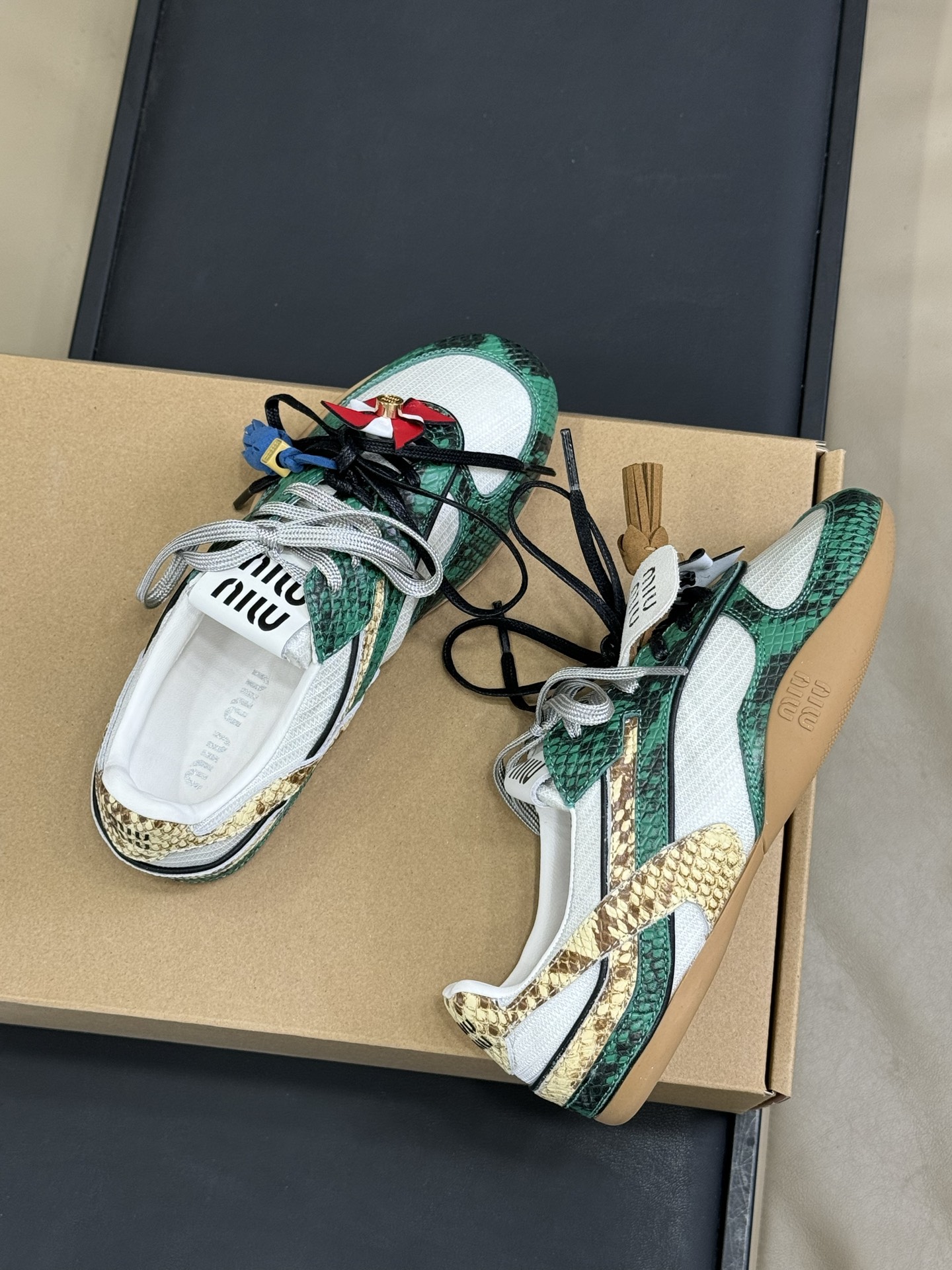 Miumiu Sneaker(EU35-41)