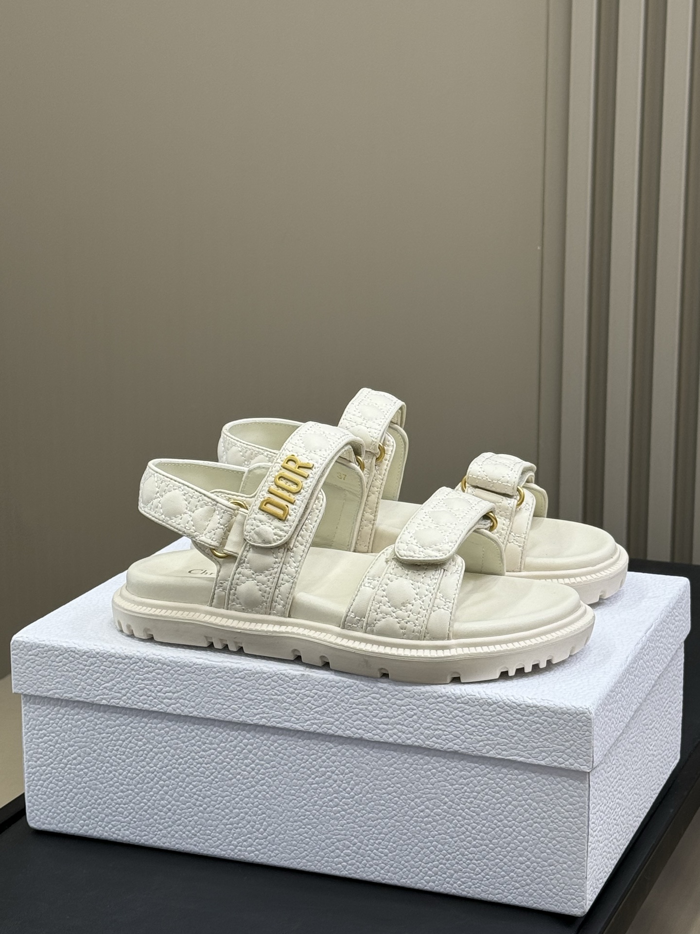 D*or 2025SS Sandals (EU35-41)