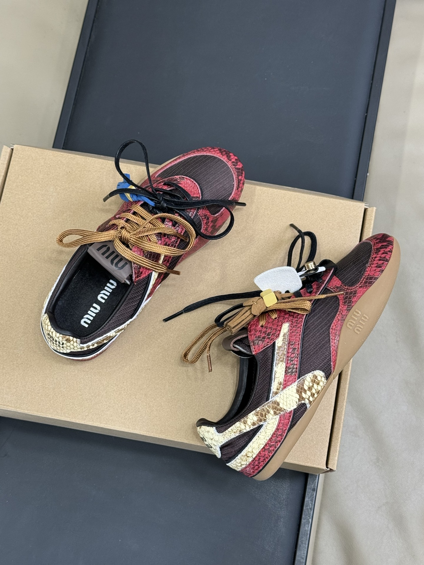 Miumiu Sneaker(EU35-41)