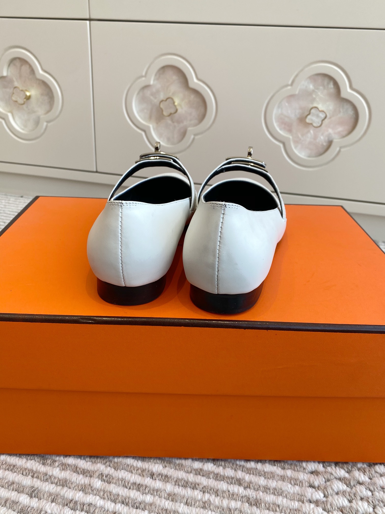 Hermes Kiari Kelly Flats (EU35-41)