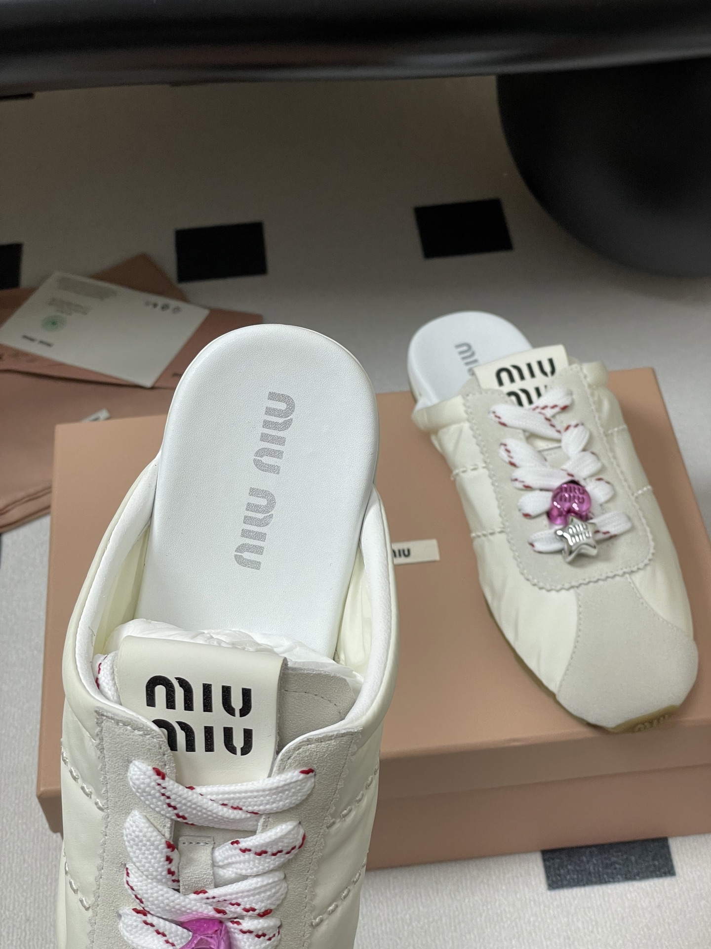 Miumiu Sneaker(EU35-41)