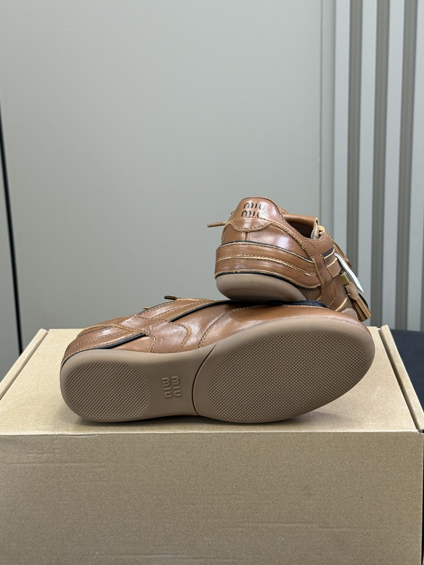 Miumiu Sneaker(EU35-41)