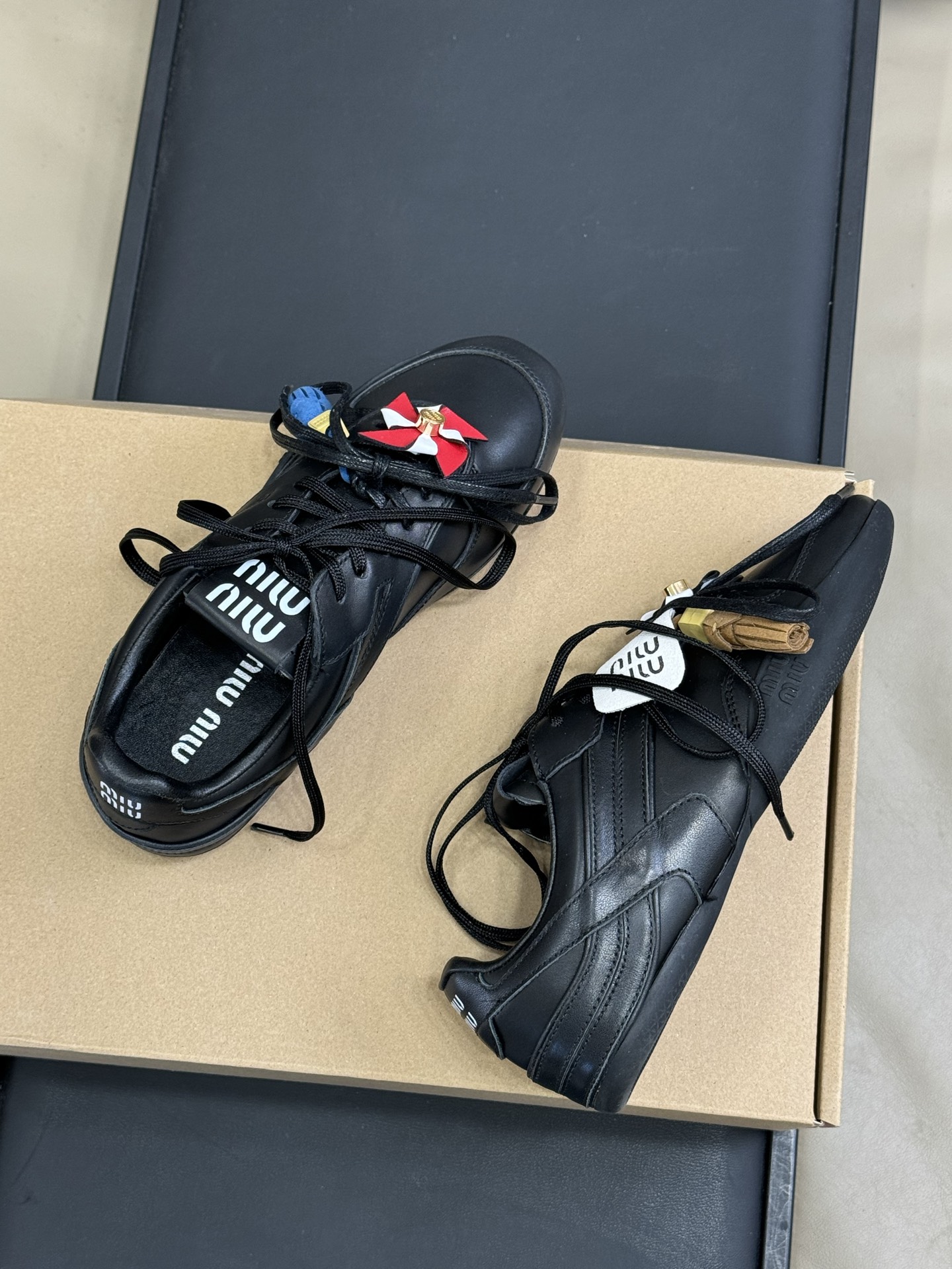 Miumiu Sneaker(EU35-41)