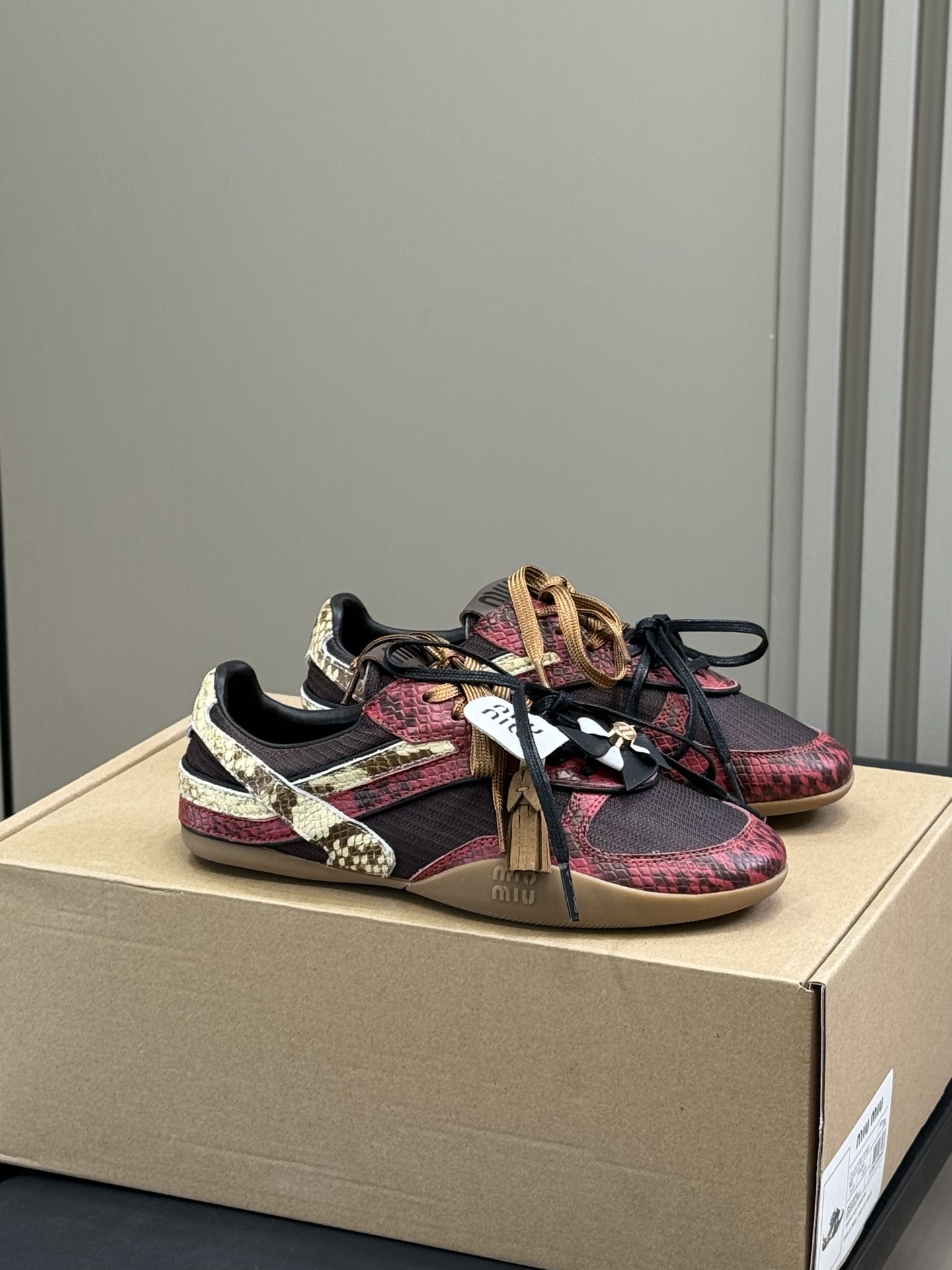 Miumiu Sneaker(EU35-41)