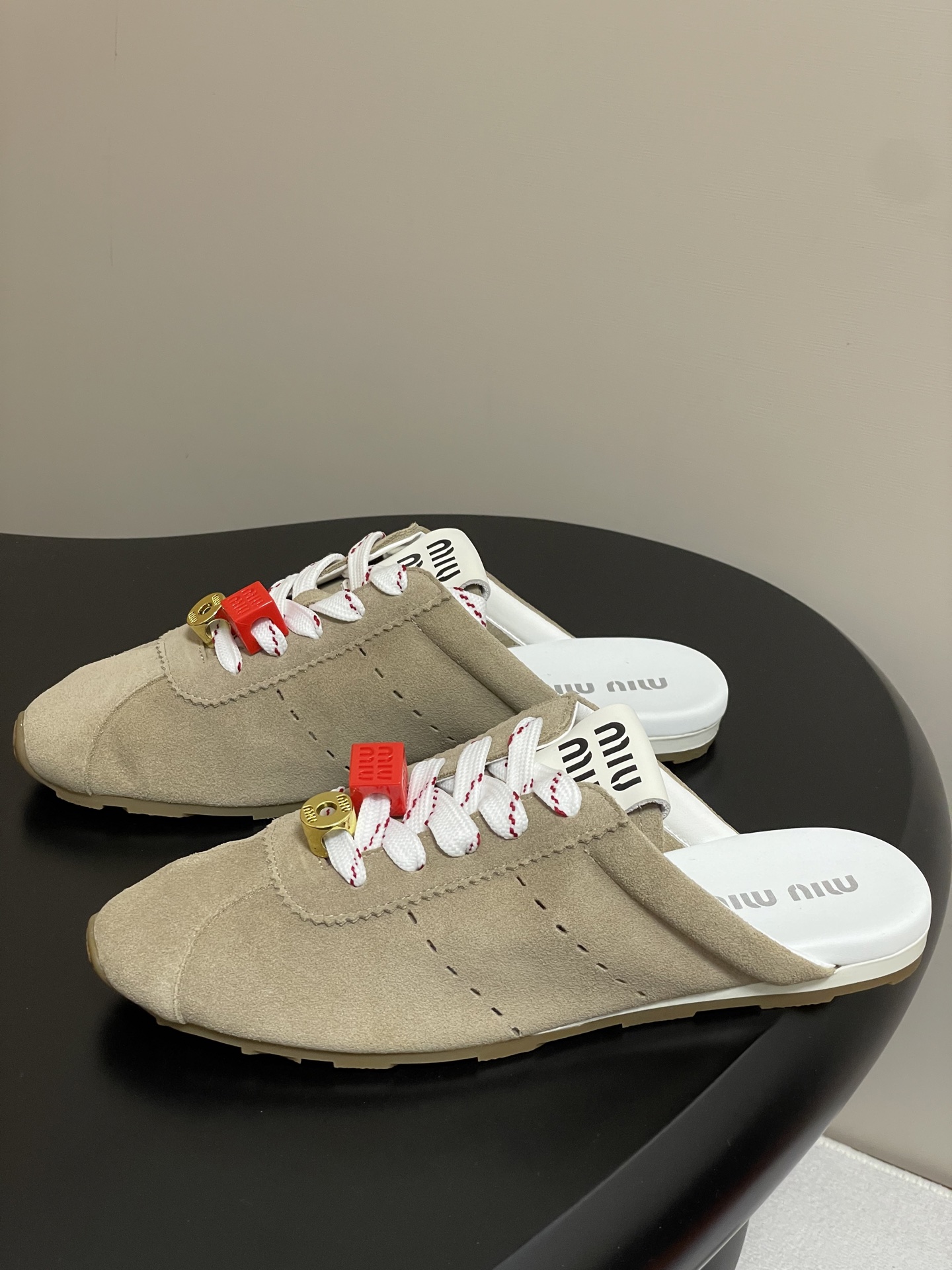 Miumiu Sneaker(EU35-41)