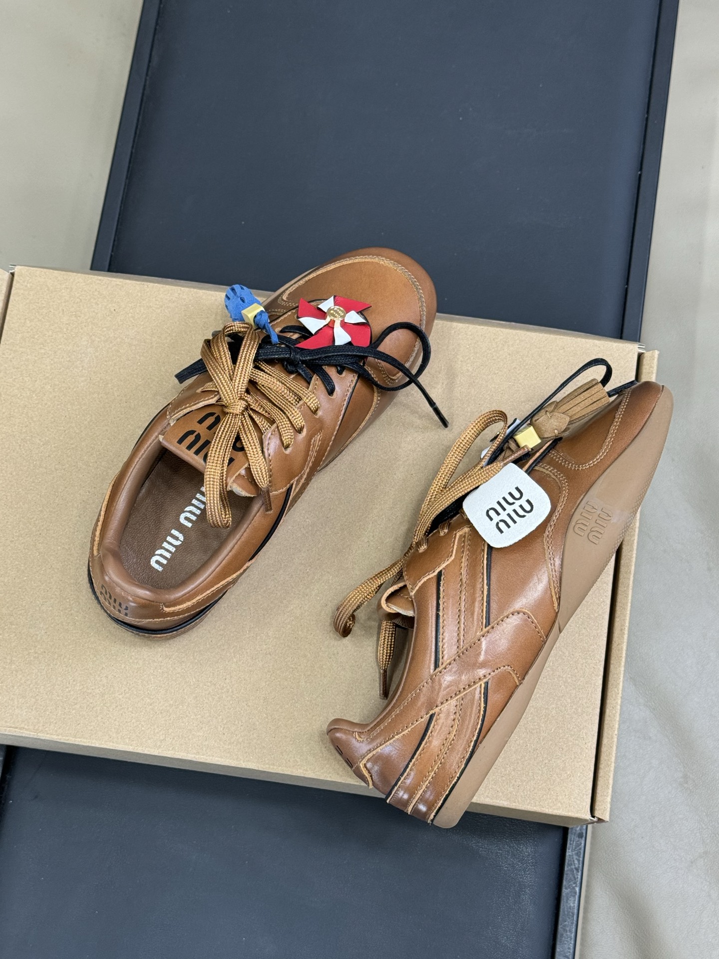 Miumiu Sneaker(EU35-41)