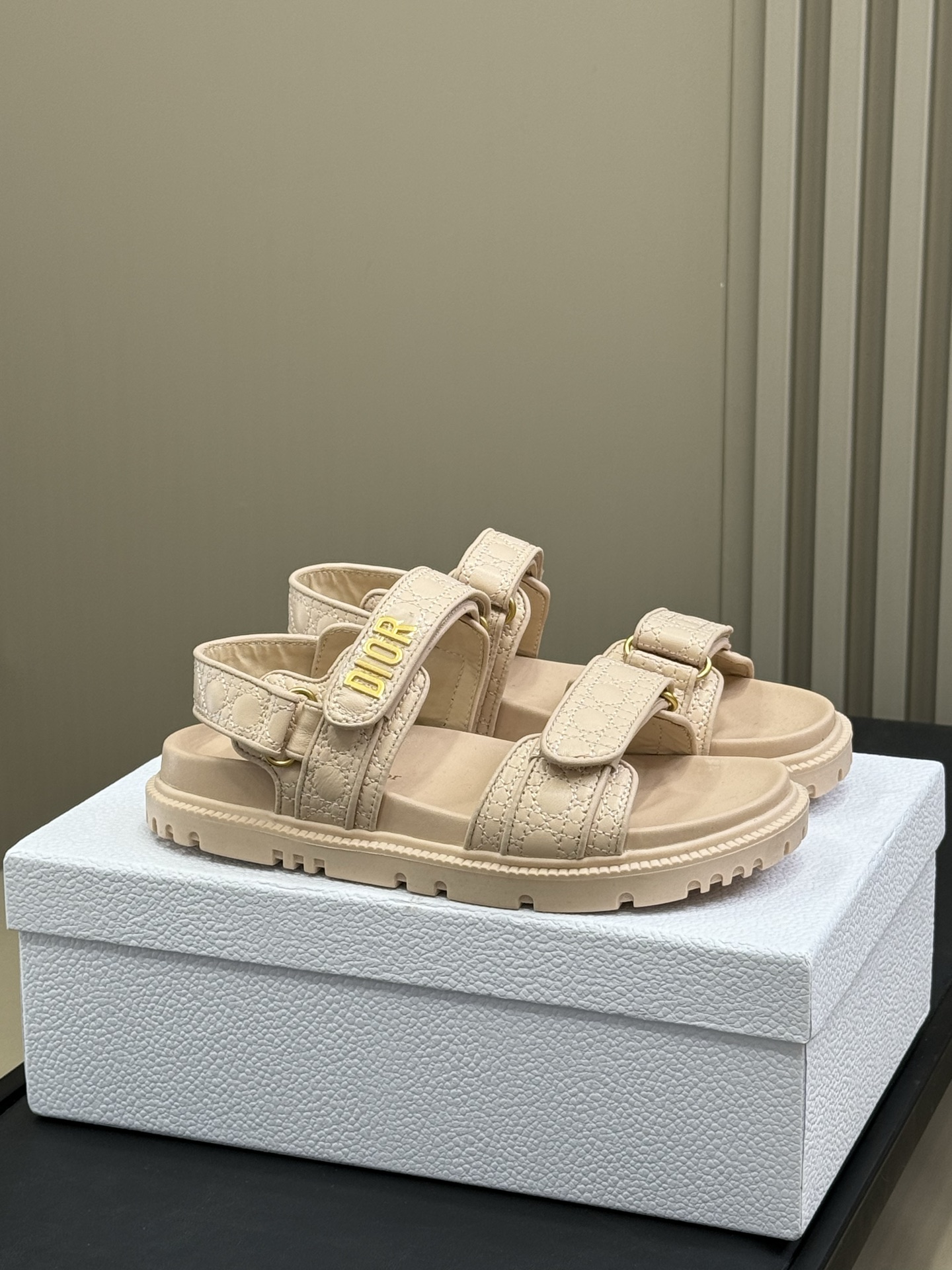 D*or 2025SS Sandals (EU35-41)