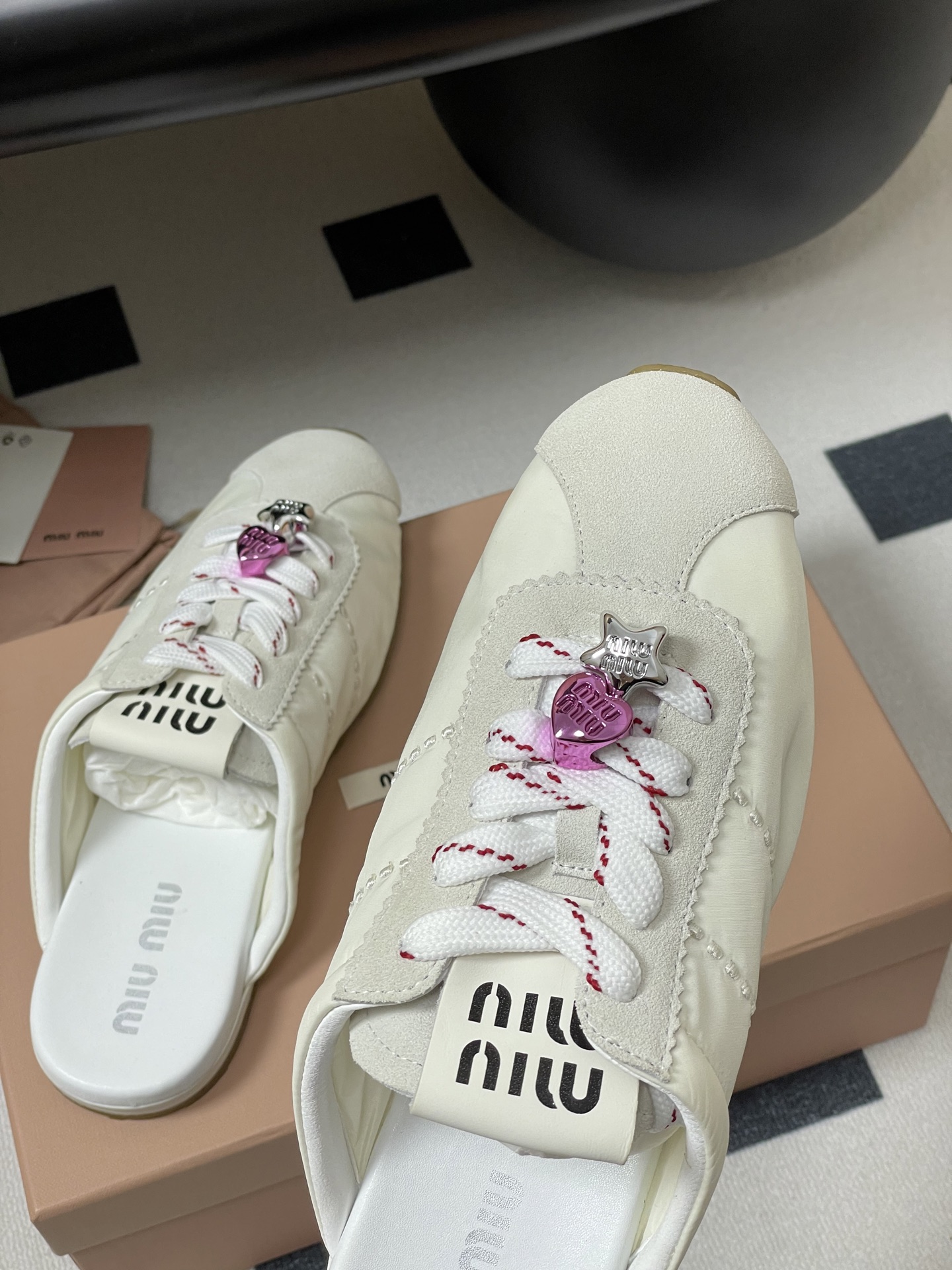 Miumiu Sneaker(EU35-41)