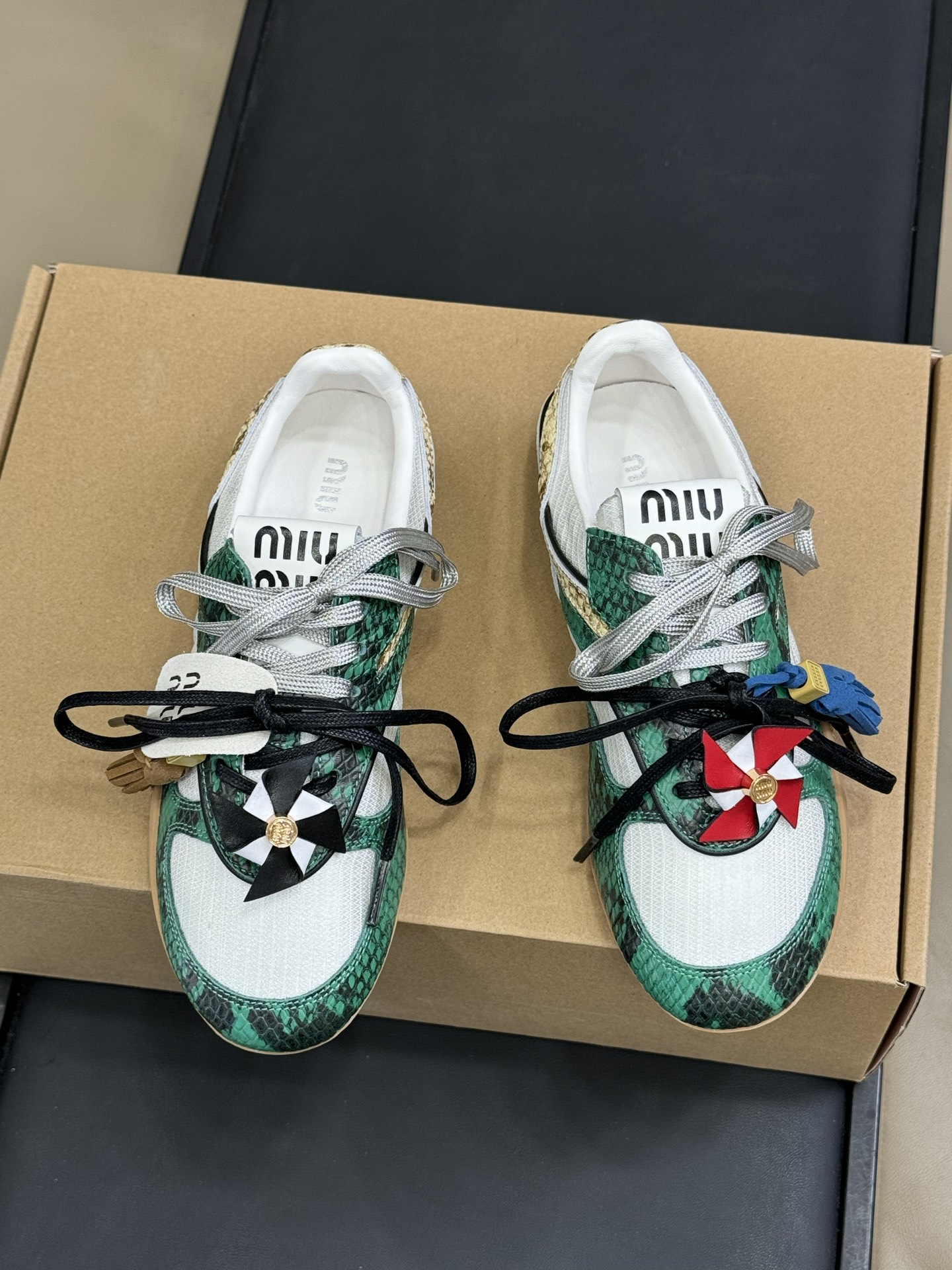 Miumiu Sneaker(EU35-41)