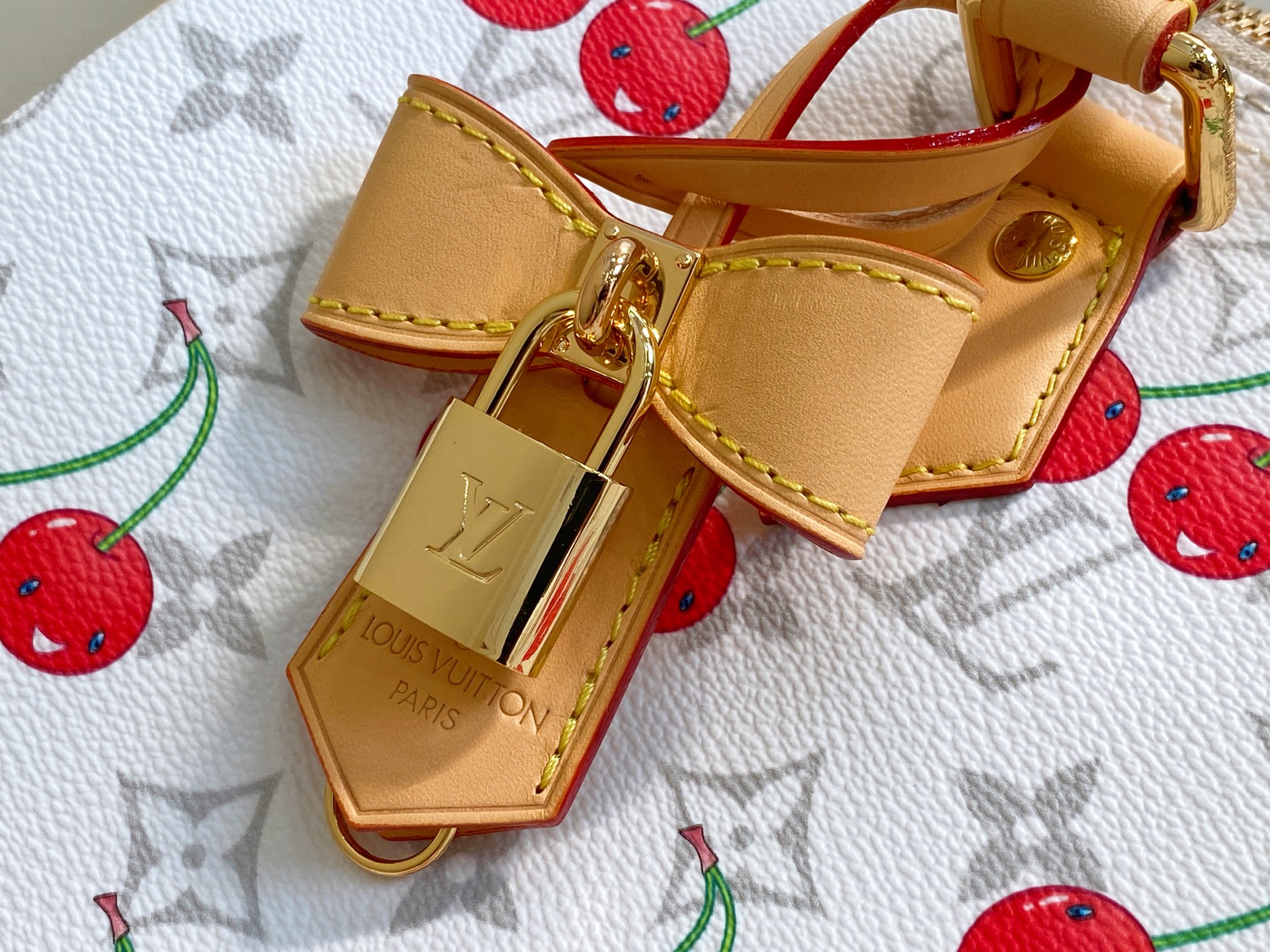 LV x TM Speedy Soft 30(30*21*17CM)