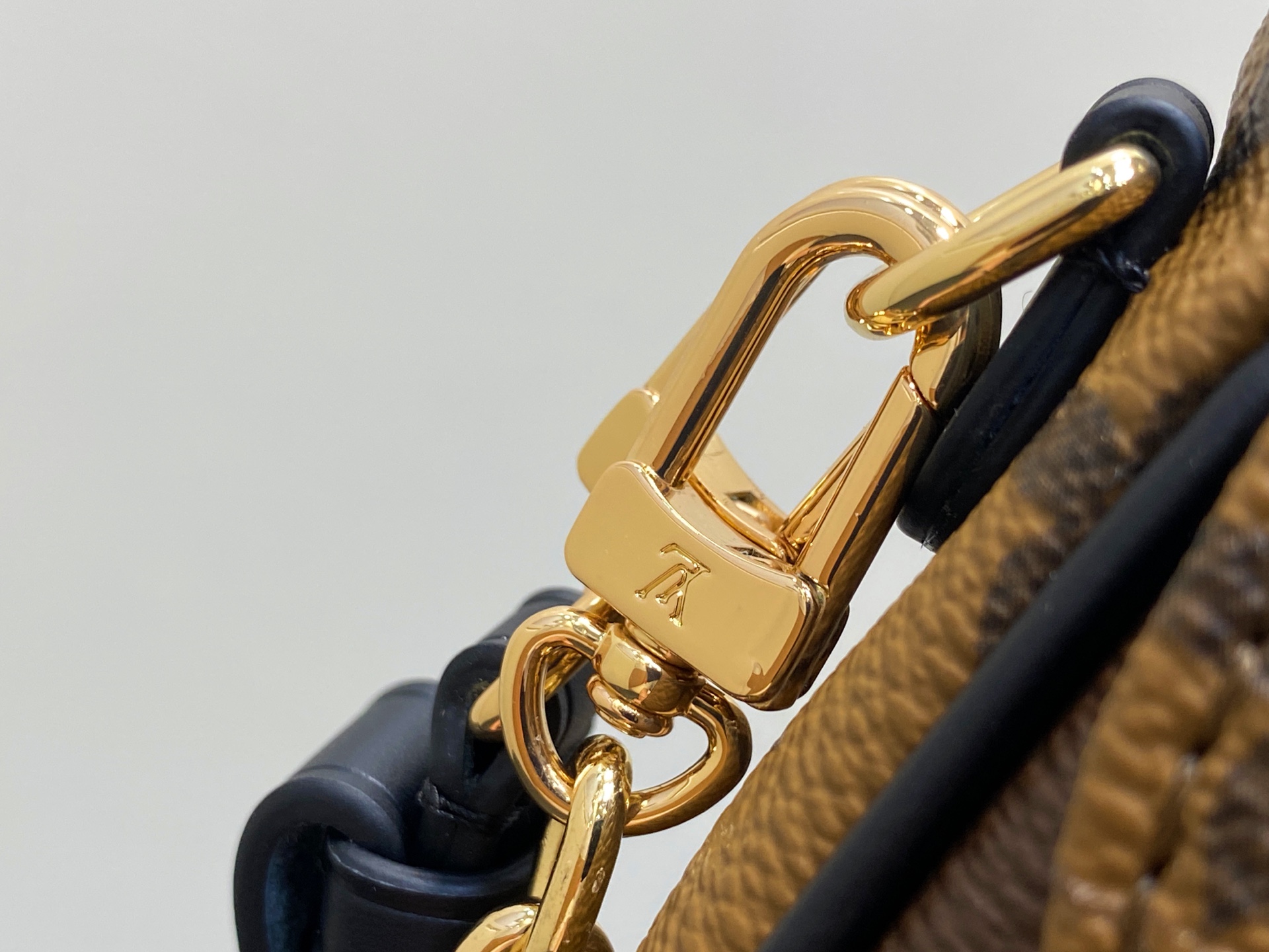 Louis Vuitton Wallet On Chain Ivy Bag (23.5x12x4.3CM)