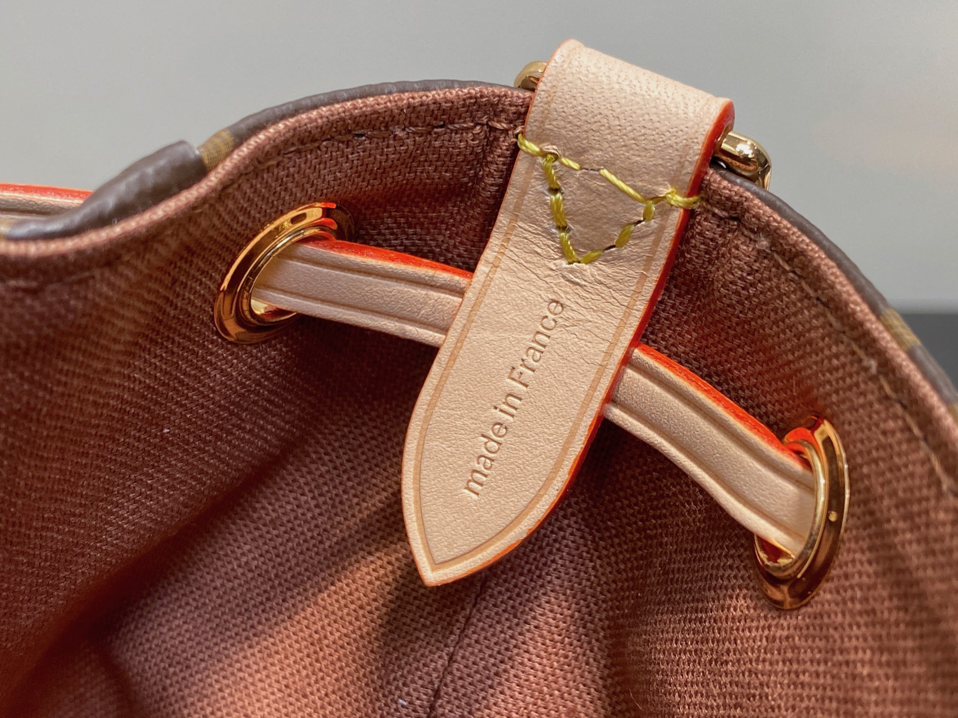 Louis Vuitton Odysée Bag (17 x 12 x 27CM)